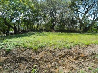 Se vende amplio lote de 2,500m2 en Guácima de Alajuela 23-3552