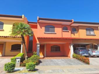 Alquiler de Casa en Flores, Heredia. MLS 24-1139
