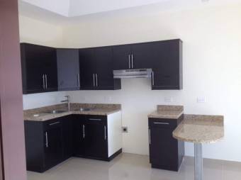 Se vende propiedad con 3 apartamentos en Alajuela Centro 23-1508