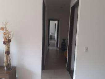 Se vende propiedad  con 2 apartamentos en condominio de San Pablo de Heredia 23-1618