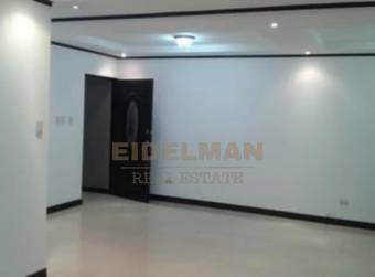 Venta de Apartamento en Tres Ríos, residencial privado