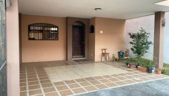 Invertir en su nuevo hogar/ Invest in your new home