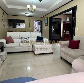 Casa en venta ubicada en Residencial Monserrat  $140.000  