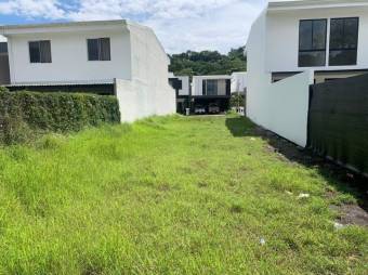 Se vende lote plano de 268m2 en lujoso condominio de Santa Ana 24-90