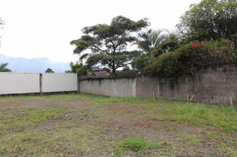 Se vende lote de 450m2 en residencial de San Rafael en Escazú 23-2709