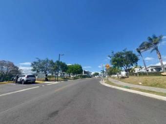 Se vende lote plano de 253m2 en condominio de San Rafael Alajuela 25-1324 Se vende lote plano de 253m2 en condominio de San Rafael Alajuela 25-1324