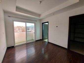 Se vende espaciosa casa con patio en Guácima Alajuela 25-1589 Se vende espaciosa casa con patio en Guácima Alajuela 25-1589