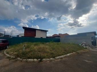 Se vende lote con uso de suelo mixto en San Joaquín de Heredia 25-1587 Se vende lote con uso de suelo mixto en San Joaquín de Heredia 25-1587