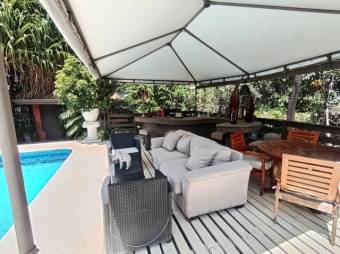 Se vende lujosa casa con piscina y amplio lote en San Rafael Escazú 25-1598 Se vende lujosa casa con piscina y amplio lote en San Rafael Escazú 25-1598