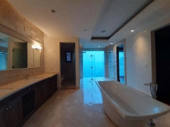 Se vende lujosa mansión con piscina en Pozos de Santa Ana 23-3367 Se vende lujosa mansión con piscina en Pozos de Santa Ana 23-3367