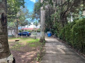 Se vende amplio residencial para inversión en Montes de Oca 25-766 Se vende amplio residencial para inversión en Montes de Oca 25-766