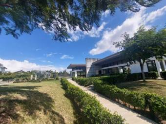 Se vende lote plano de 253m2 en condominio de San Rafael Alajuela 25-1324 Se vende lote plano de 253m2 en condominio de San Rafael Alajuela 25-1324