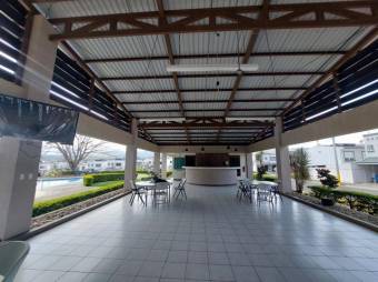 Se vende espaciosa casa con patio en Guácima Alajuela 25-1589 Se vende espaciosa casa con patio en Guácima Alajuela 25-1589