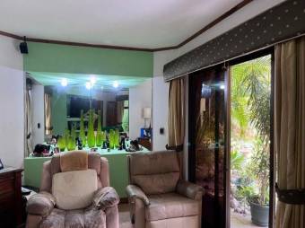 Se vende espaciosa casa con piscina en Uruca Santa Ana 25-1144 Se vende espaciosa casa con piscina en Uruca Santa Ana 25-1144