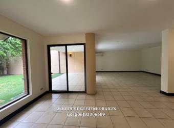 Escazu casa en alquiler San Rafael $2.700 /4 dorms., jardin