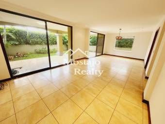 Venta de Casa en Condominio Almeria, Pozos de Santa Ana Venta de Casa en Condominio Almeria, Pozos de Santa Ana