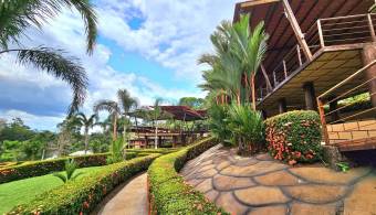 House for sale in San Carlos in a private residential area