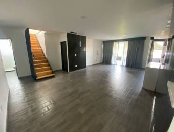 Se Vende Penthouse en Condominio, Montes de Oca Se Vende Penthouse en Condominio, Montes de Oca