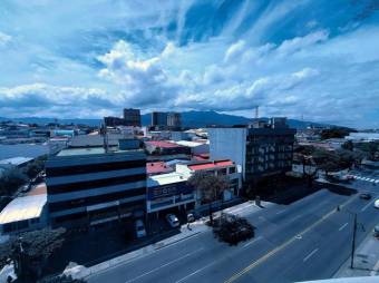 Se alquila oficina en moderno edificio de Paseo Colón 25-1443
