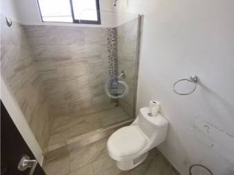 Se Vende Apartamento en Condominio, Tres Ríos, La Unión.