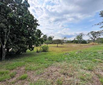 Lot for sale in the Villas del Arroyo Eco-Residential Complex in Las Vueltas de La Guacima.
