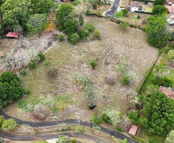 Lot for sale in the Villas del Arroyo Eco-Residential Complex in Las Vueltas de La Guacima.