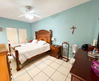 Casa a la venta en Curridabat, San José.