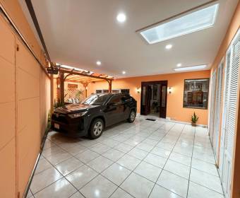 Casa a la venta en Curridabat, San José.