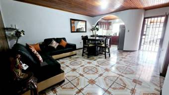 ALAJUELA RESIDENCIAL LISBOA VENDO CASA