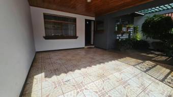 ALAJUELA RESIDENCIAL LISBOA VENDO CASA