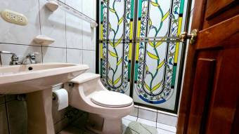 ALAJUELA RESIDENCIAL LISBOA VENDO CASA