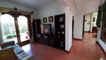 MLS-25-1328 LS VENTA CASA VASQUEZ CORONADO SAN JOSE MLS-25-1328 LS VENTA CASA VASQUEZ CORONADO SAN JOSE