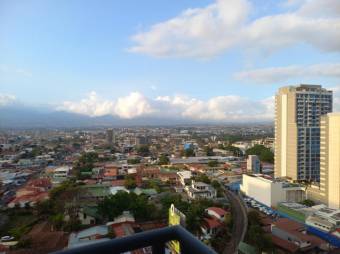 Se alquila apartamento en torre de Mondes de Oca 25-1659