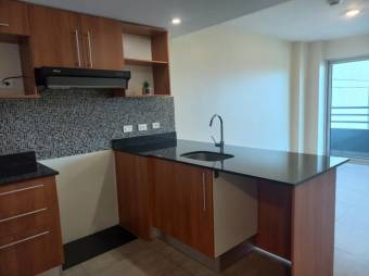 Se alquila apartamento en torre de Mondes de Oca 25-1659