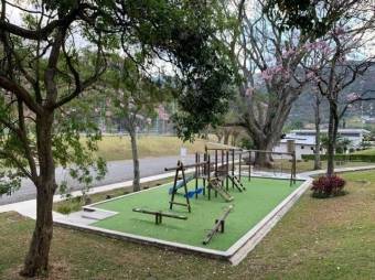 Se alquila moderno apartamento en condominio de Rio Oro 25-1574