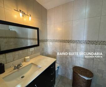 Casa a la venta en condominio Posada del Río, Las Vueltas de La Guácima. Casa a la venta en condominio Posada del Río, Las Vueltas de La Guácima.