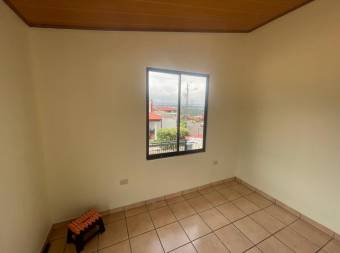 Se vende Propiedad con 2 Apartamentos   Santa Bárbara Heredia.   (Dúplex)      