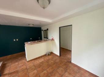 Se vende Propiedad con 2 Apartamentos   Santa Bárbara Heredia.   (Dúplex)      