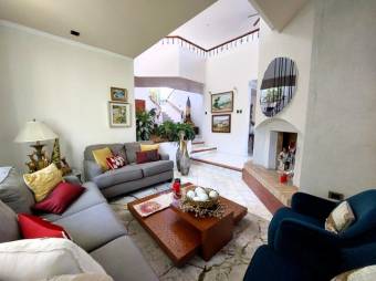 Se alquila lujosa casa amoblada en Alajuela Centro 25-1032 Se alquila lujosa casa amoblada en Alajuela Centro 25-1032