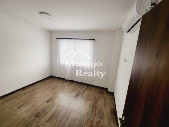 Venta de casa nueva, Condominio Piamonte, Brasil de Mora