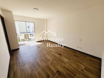 Venta de casa nueva, Condominio Piamonte, Brasil de Mora