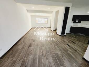 Venta de casa nueva, Condominio Piamonte, Brasil de Mora