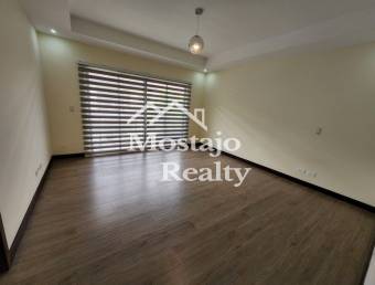 Venta de casa moderna en Condominio Hacienda Paraiso, Santa Ana