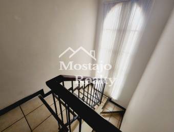 Venta de Casa amplia, Residencial Paso de las Garzas, Belen, Heredia