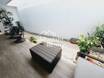 Venta de Casa, Condominio, Santa Ana centro