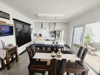 Venta de Casa, Condominio, Santa Ana centro