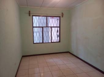 Se alquila espaciosa casa en Mata de Plátano San José 25-1701