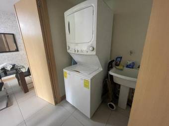 Se alquila espacioso apartamento en Ulloa Heredia 25-1690 Se alquila espacioso apartamento en Ulloa Heredia 25-1690