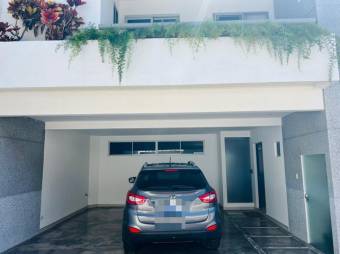 Venta de Casa en San Rafael de Escazú. RAH 26-1123 PRECIO REBAJADO