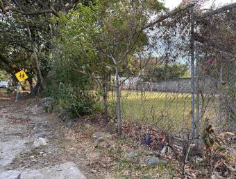 Lote plano cerca del centro ideal para construir o invertir con alta plusvalía 26-1687 GS